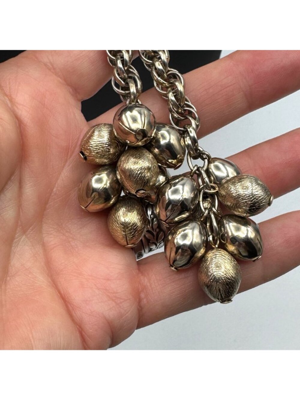 Twisted Rope Tassel Lariat Necklace With Dual Gold-Tone Cluster Charms Vintage - Picture 5 of 8